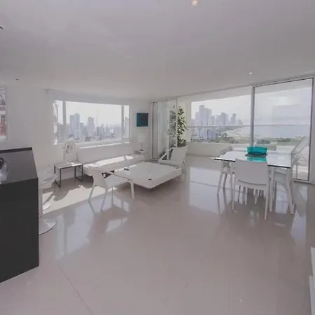 2Tc19 Apartamento De 2 Alcobas Frente Al Mar Con Aire Acondicionado Y Wifi Para 6 Pesronas Apartment